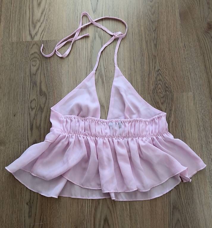 Tops: ROSA TOP MIT VOLANTS, GR. S – Neu und originalverpackt aus Amriswil von deli20 2