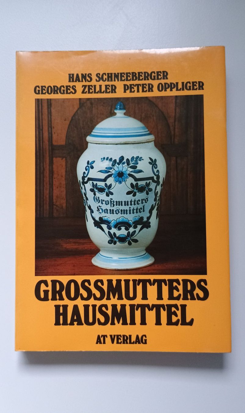 Bücher: Grossmutters Hausmittel – Gebraucht aus Rothrist von GIWALD