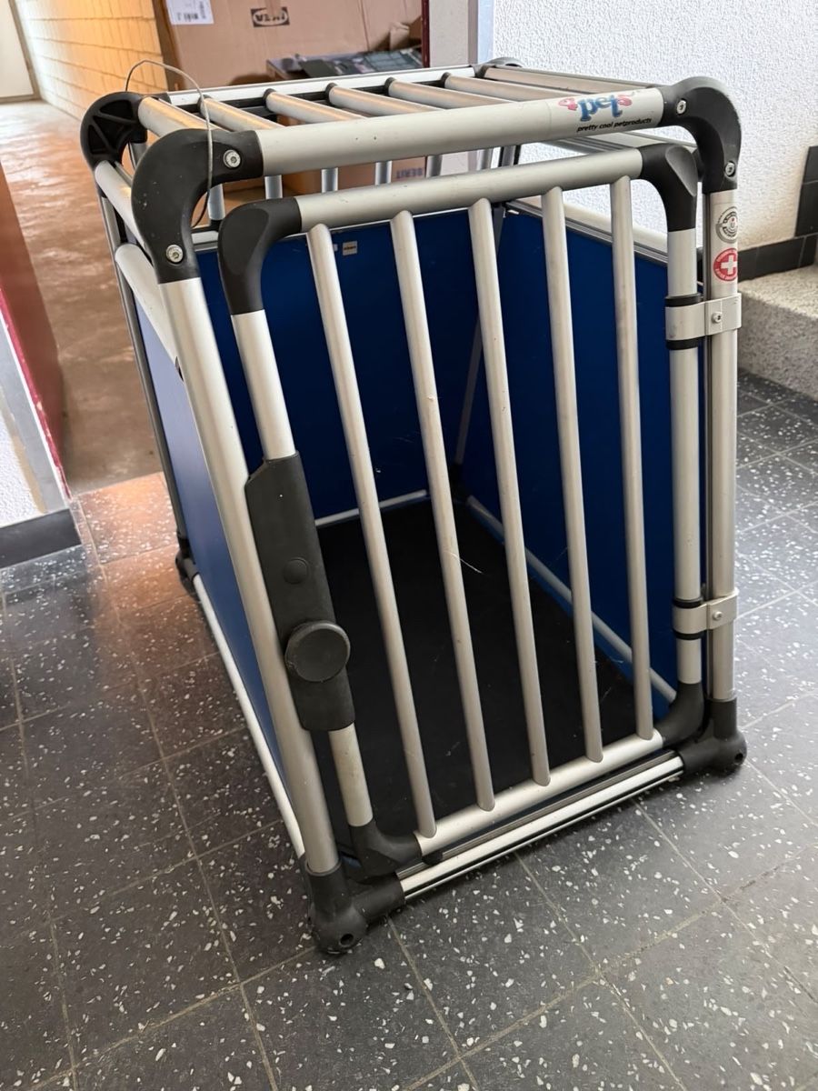 4pets Käfige, Transport & Sicherheit: Hundetransportbox Aluminium Marke Pets – Gebraucht aus Derendingen von B_tune