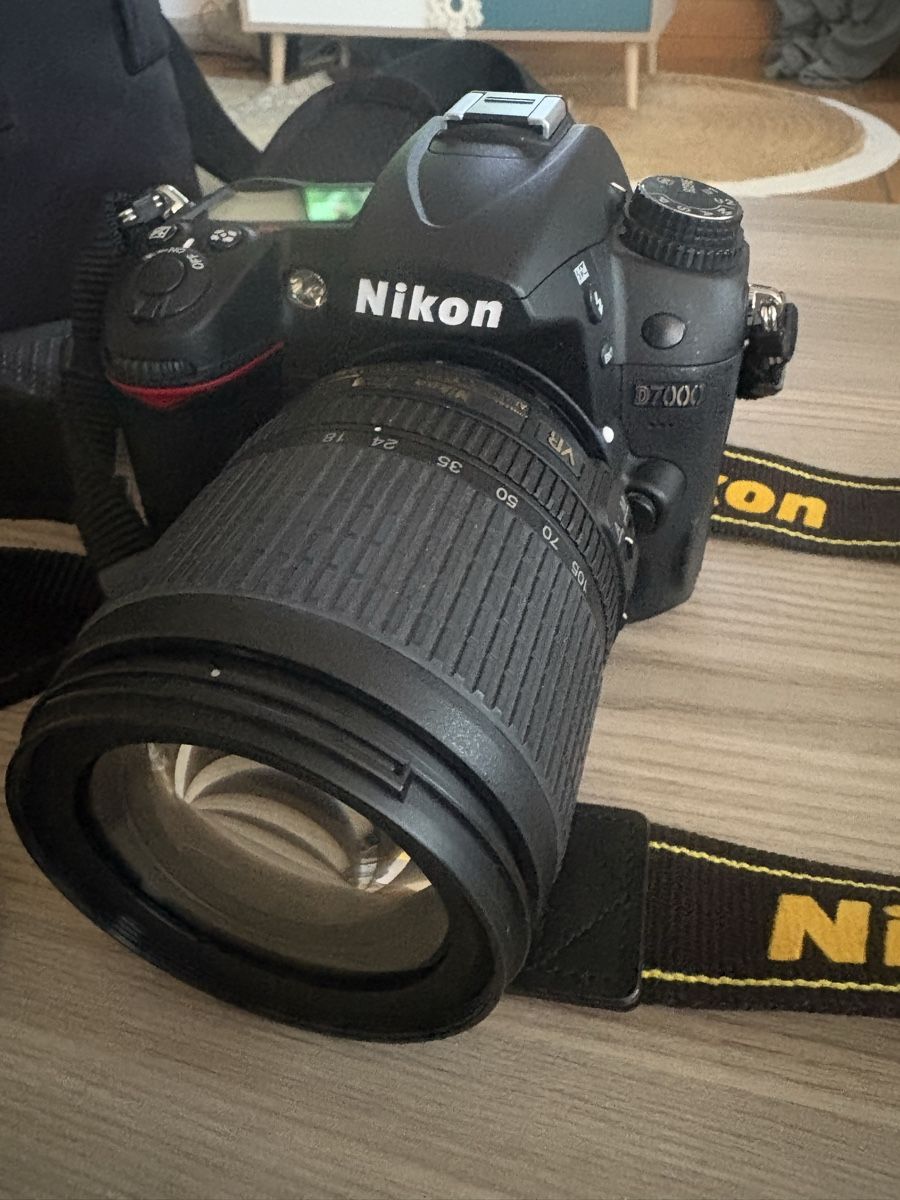 Nikon Fotocamera: Nikon D7000  Très bon état – Usato da Vuadens venduto da Natata88 1