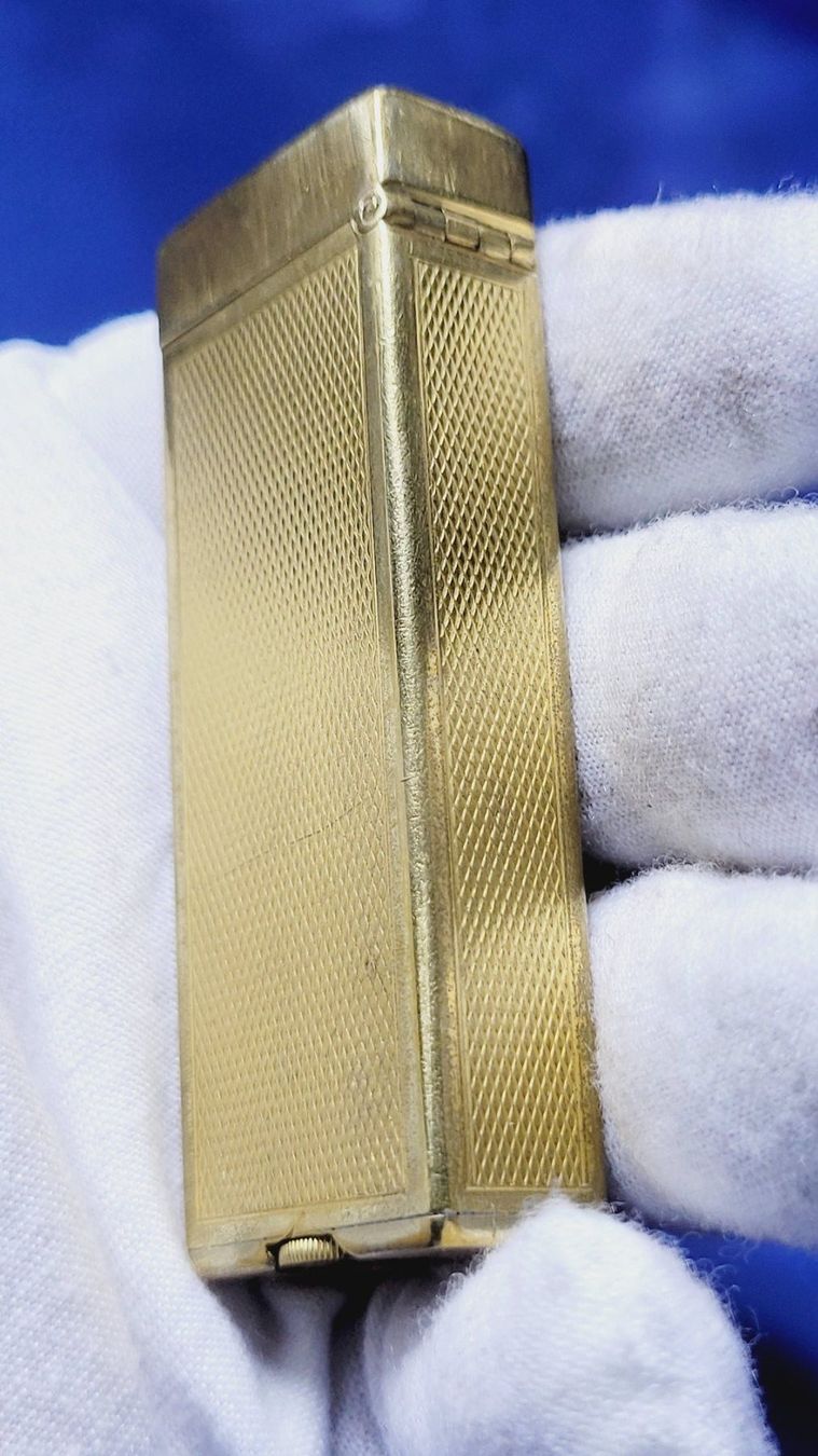 Dunhill Accendini: Dunhill Feuerzeug Benzin original Ledertasche & Box – Usato da Emmenbrücke venduto da Feuerzeugservice 3
