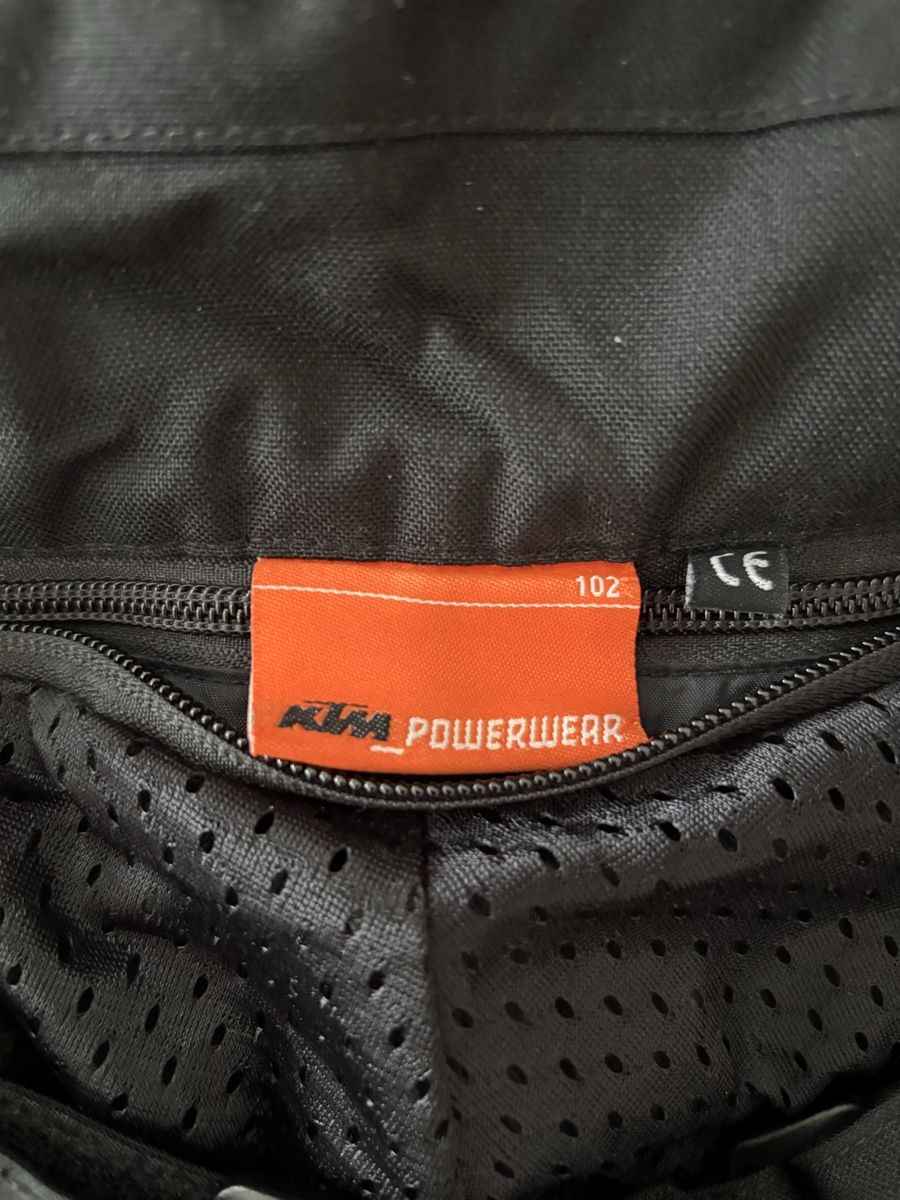 Pantaloni: KTM Motorradhose – Usato da Münchenbuchsee venduto da Steamin 2