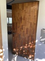 Eingangstüre aus Holz