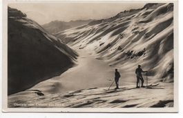OBERALP vom Calmot aus, Ski-Läufer