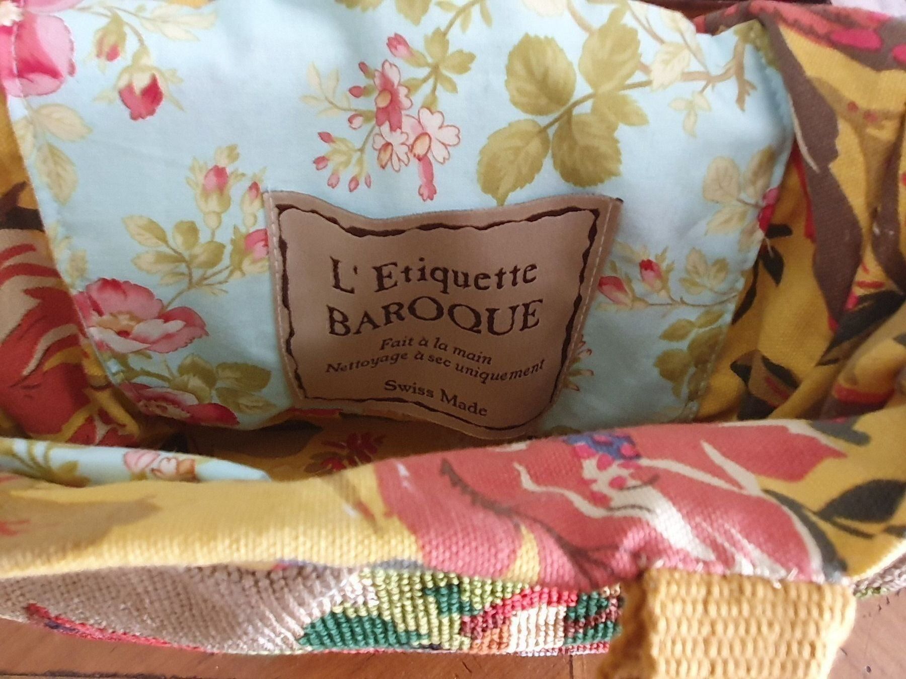 Borse da donna: Sac Etiquette Baroque modèle unique! – Nuovo e nell'imballaggio originale da Thônex venduto da lacomtessedesfees 5
