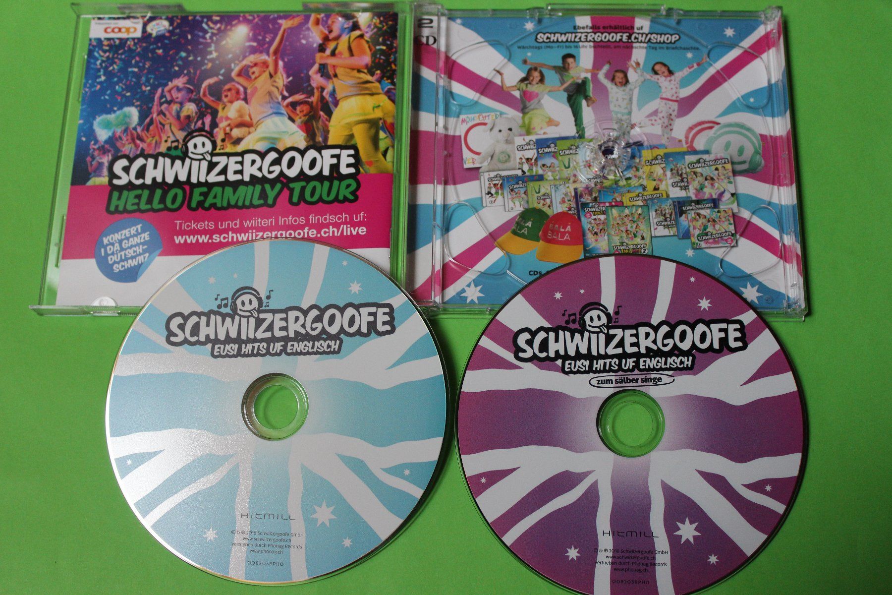 CD: Schwiizergoofe - Eusi Hits uf Englisch 2CDs 2013 – Usato da Tübach venduto da JamesStone 3