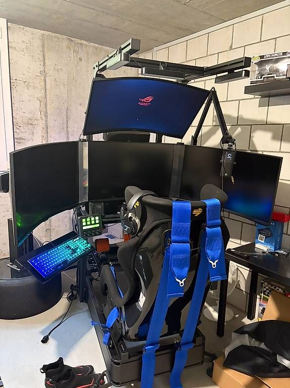 Giochi: Traumhaftes High-End Sim Rig – Usato da Studen BE venduto da Fcbwo 6