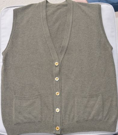 Hermès Pullover / pull sans manches M