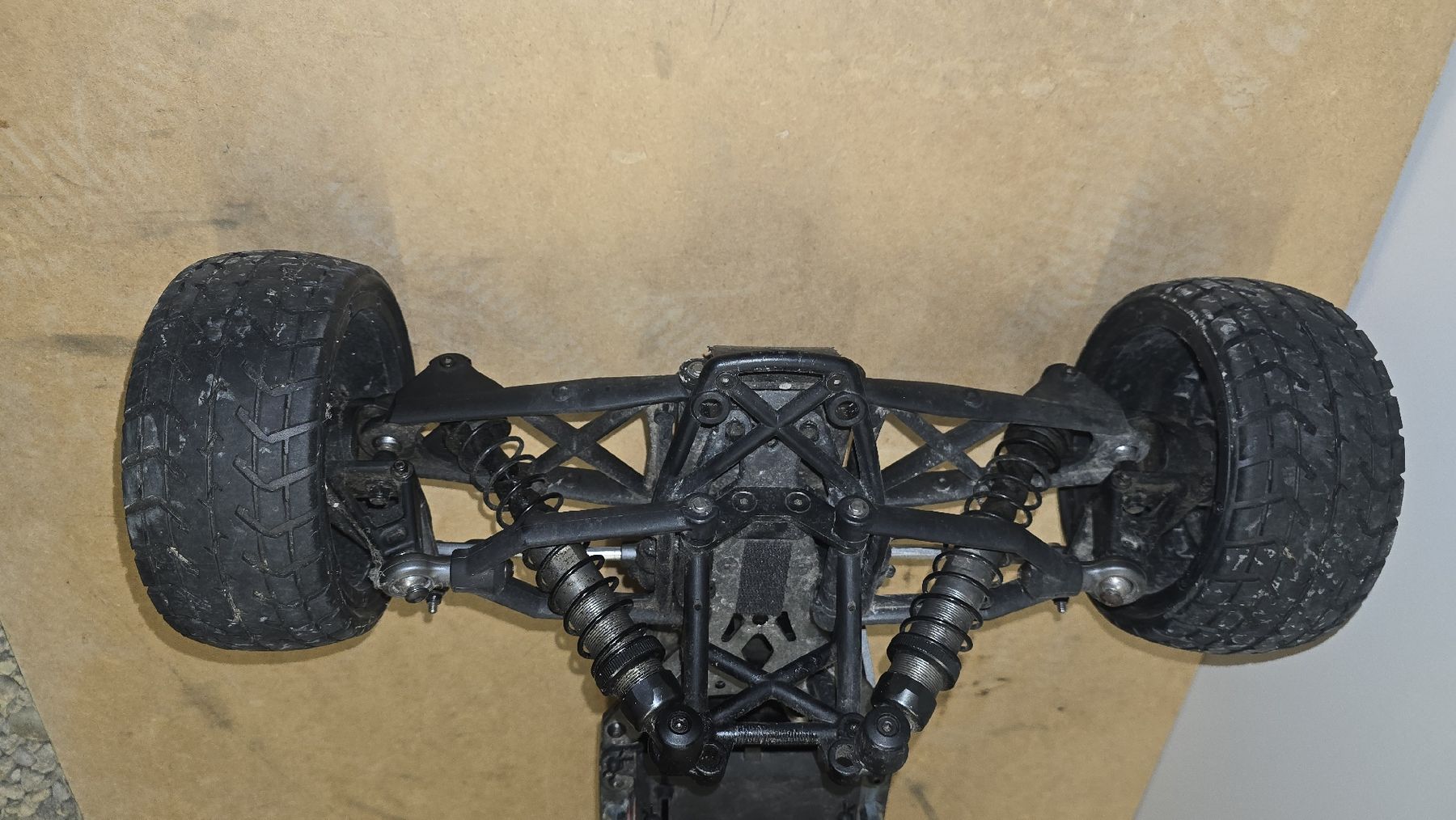 HPI Modellismo RC: RC Auto HPI Buggy Baja 5B 1/5 – Usato da Lenzburg venduto da cameleoncolor 5