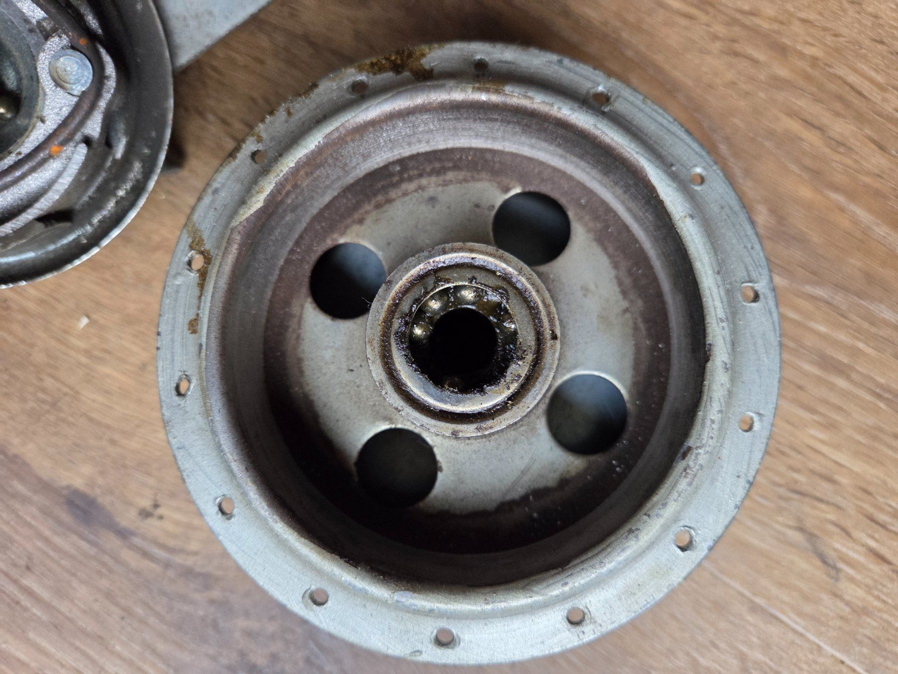 Sachs Ciclomotori: Vorderradnabe Bremsanker 90 mm – Usato da frümsen venduto da Sailem 4