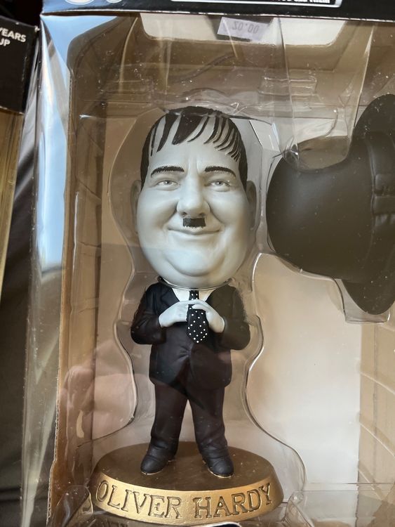 Statue Of Stan Laurel And Oliver Hardy Banque De Photographies Et D’images à Haute Résolution