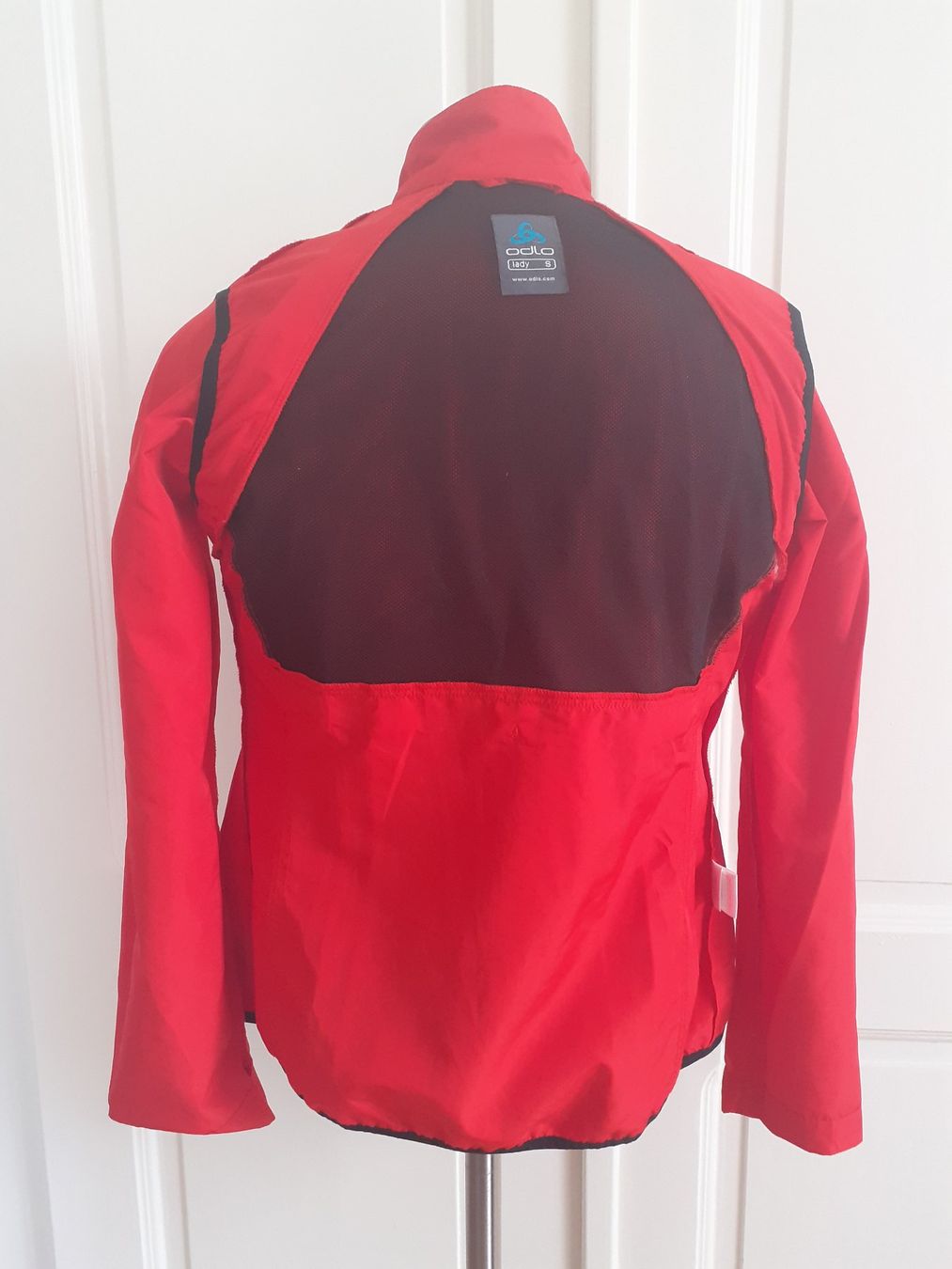 Odlo Jacken: Veste Odlo rouge, taille S – Gebraucht aus Lausanne von nma_b7dk 6