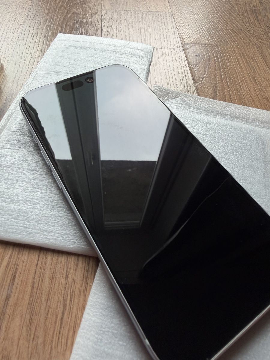 Apple Telefoni cellulari / Smartphones: Apple iPhone 15, 256GB – Usato da Gordola venduto da val_bp67 5