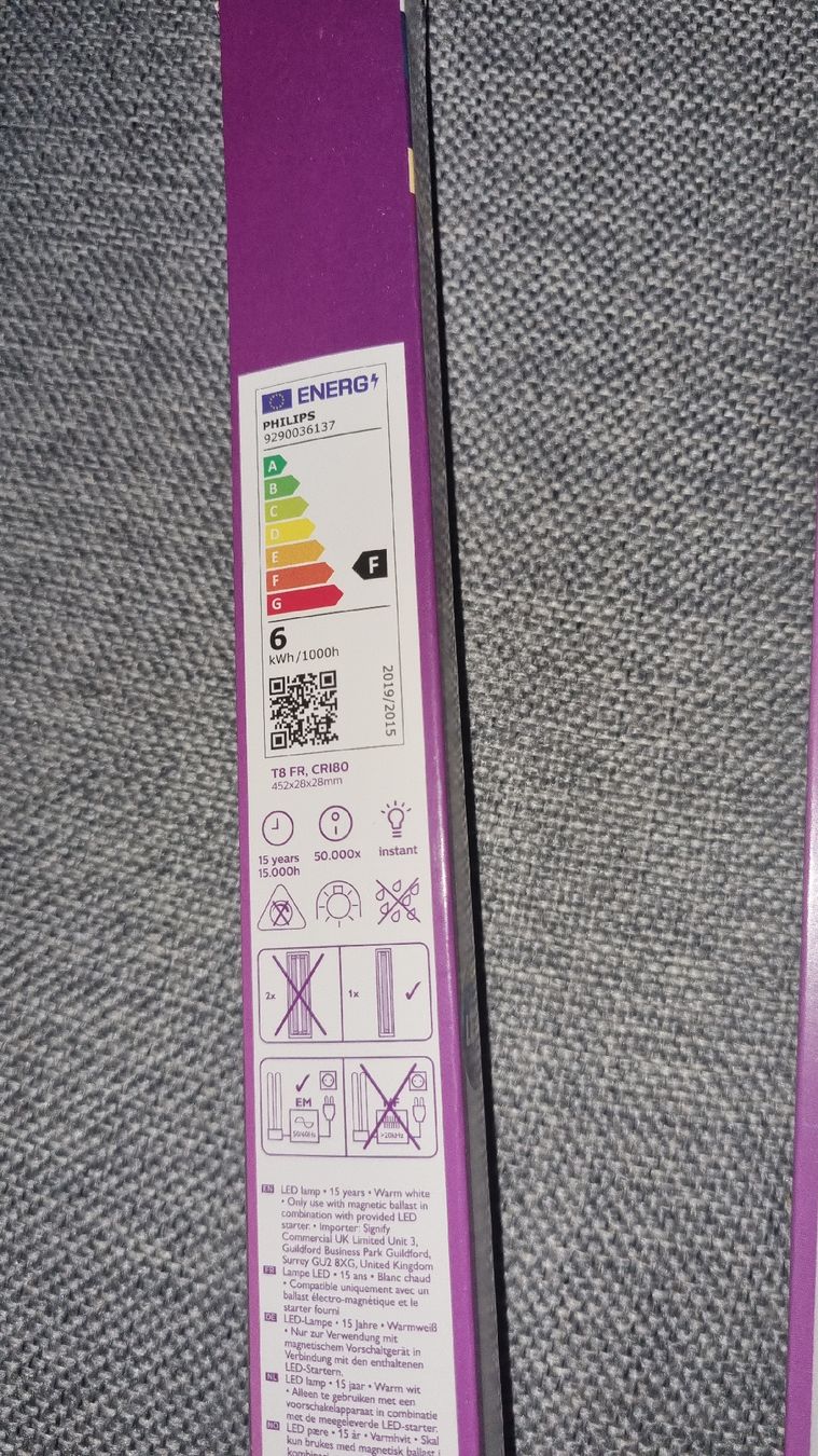 Philips Lampade: LED Leuchtröhre – Nuovo e nell'imballaggio originale da Weinfelden venduto da cor_mr8j 1