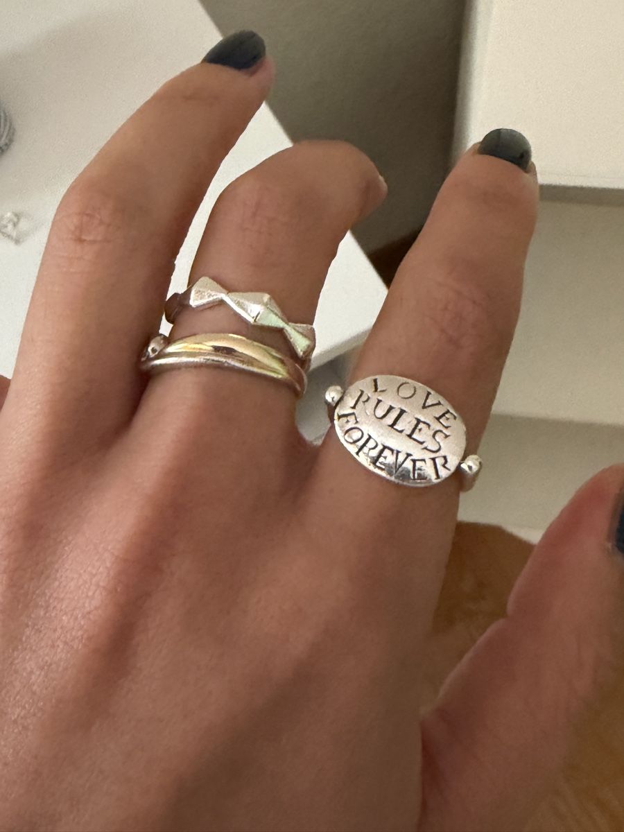 Ensoie Bagues: EnSoie "Love Rules Forever" Ring – D'occasion à Schmerikon par 80zz08 2
