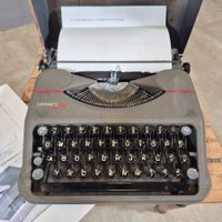 Hermes Baby Schreibmaschine Typwriter Portable Suisse Made