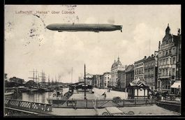 Lübeck, Zeppelin Hansa über dem Ort, H
