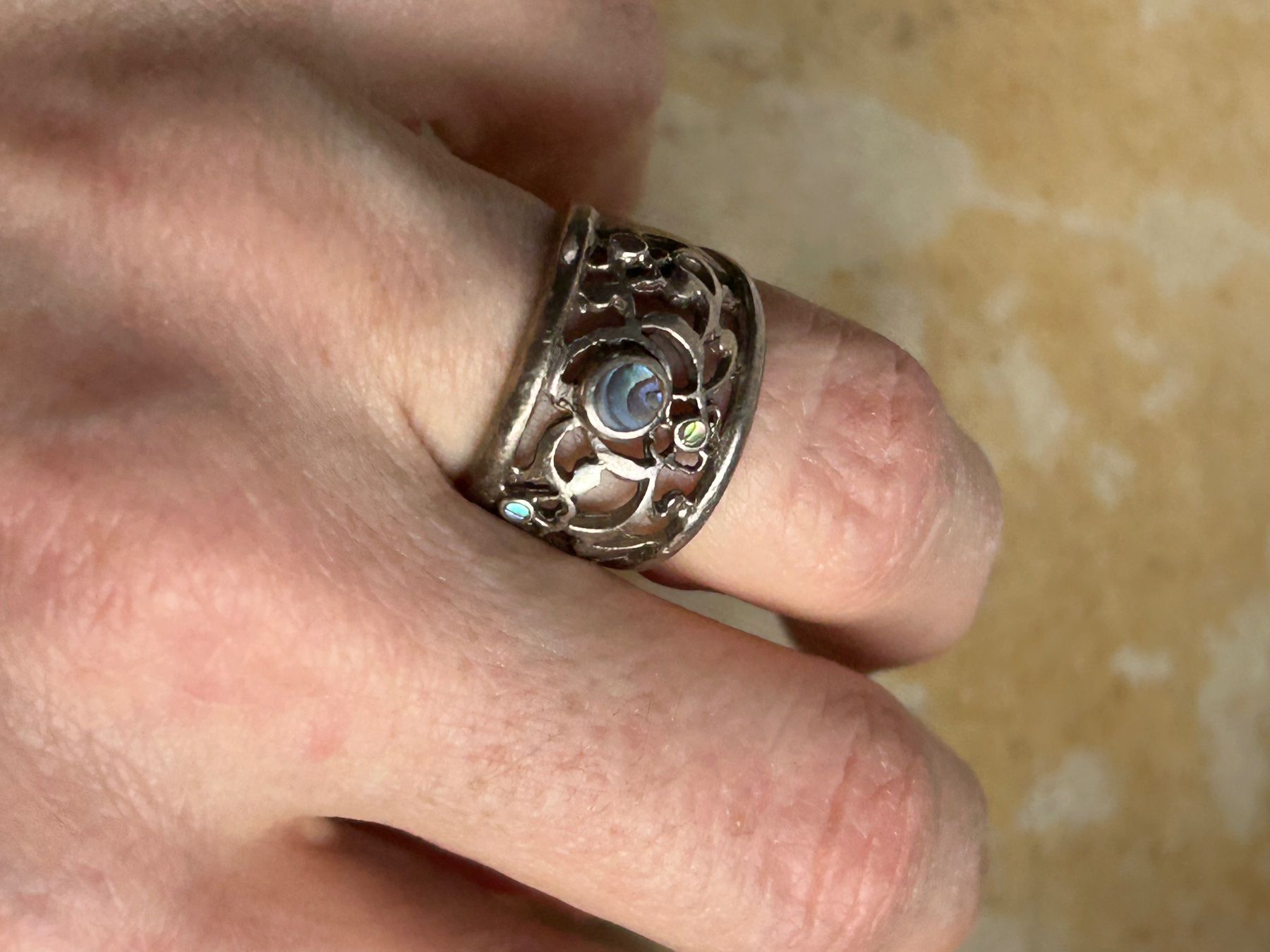 Ringe: Silberring Grösse 52 mit Muschel Einlagen – Gebraucht aus Dittingen von Bellevista 2