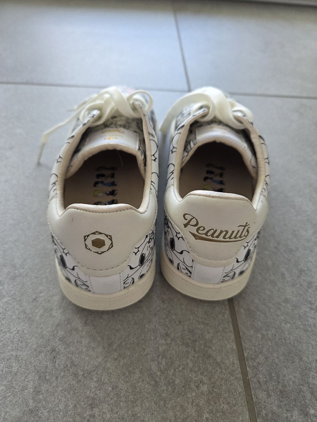 Scarpe da uomo: Peanuts Sneaker von Moa Concept Weiss/Bunt Gr. 39 – Nuovo (secondo la descrizione) da Schenkon venduto da jinibi 2