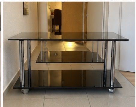 Meubles TV: TV Möbel  Glas schwarz – D'occasion à Lenzburg par Purple-Love