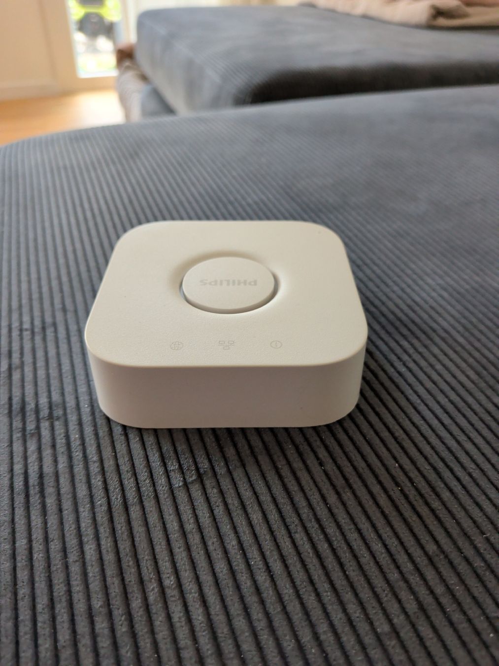 Philips Hub & Switch: Philips Hue Bridge white good condition – Nuovo (secondo la descrizione) da Maur venduto da geo_tw5t 1