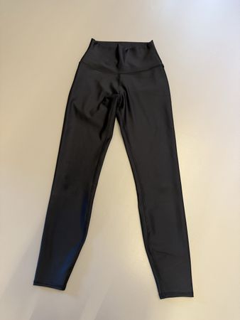 Leggings Alo Yoga schwarz Groesse XS neuwertig