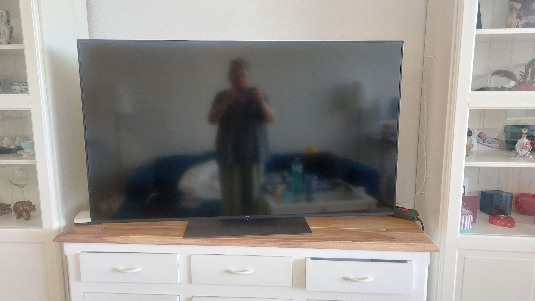LG Appareils TV: Smart LG TV - Excellent Condition – Neuf (Voir description) à Cham par mmi_7gt5 3