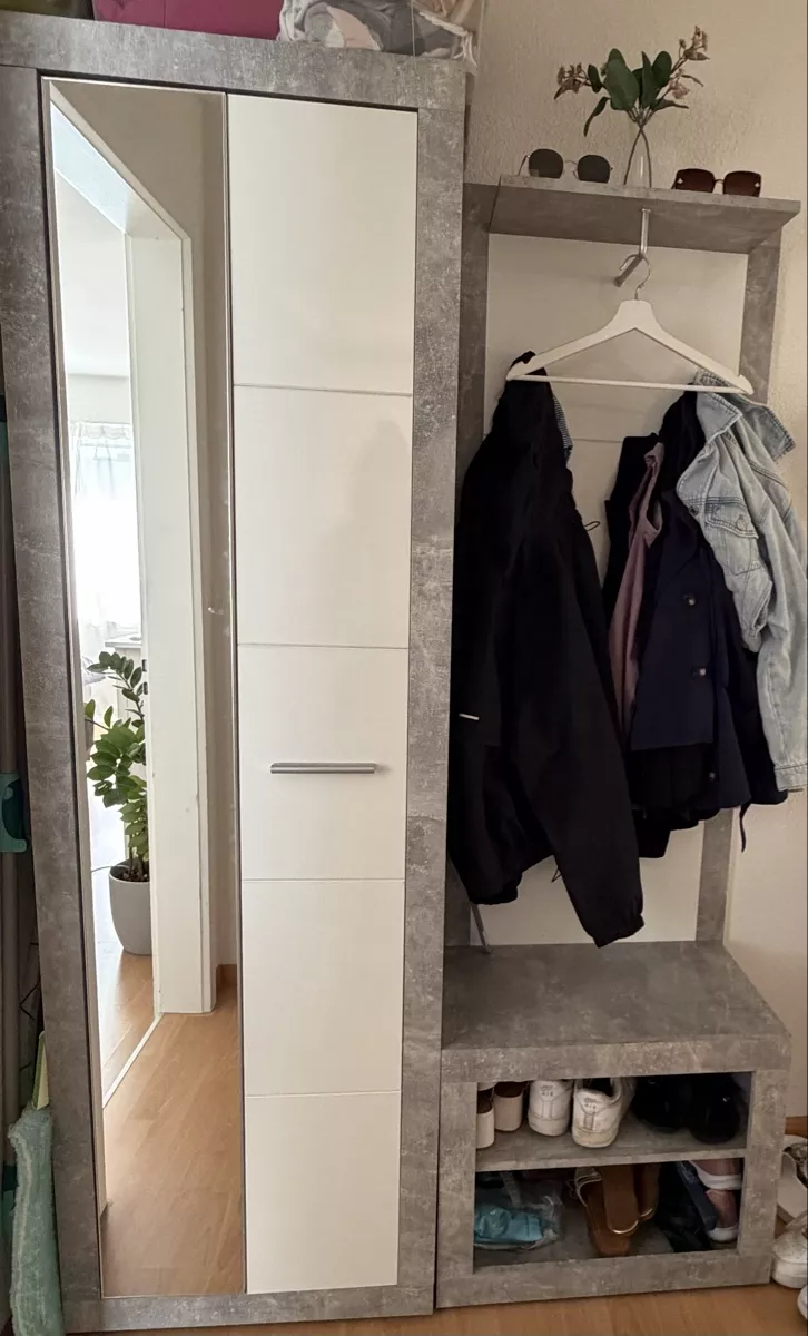 Garderobe: Garderobe – Gebraucht aus Wil SG von mer_9j78