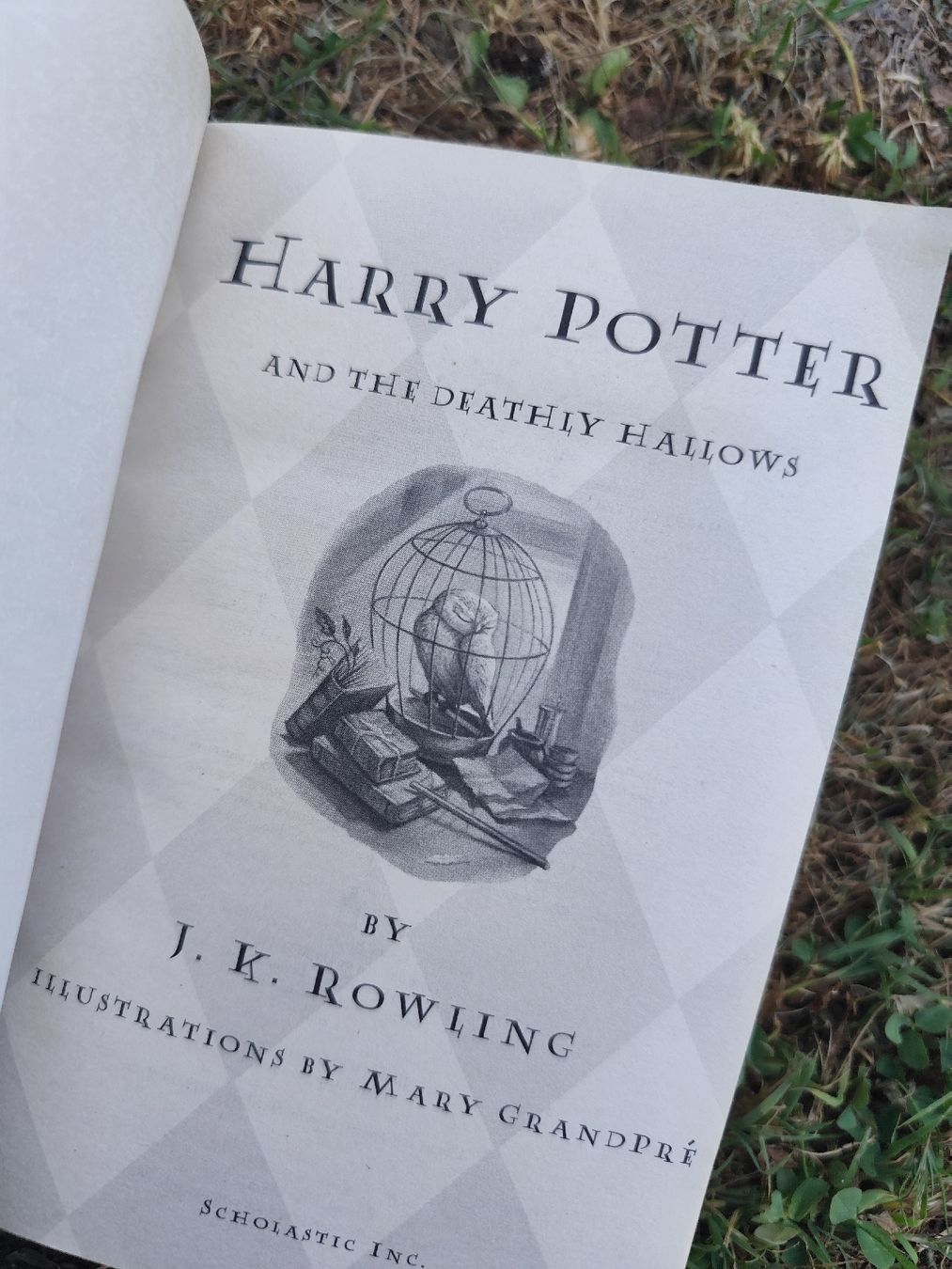 Libri: Harry Potter and the Deathly Hallows Book – Usato da Mägenwil venduto da VintageGirly 7