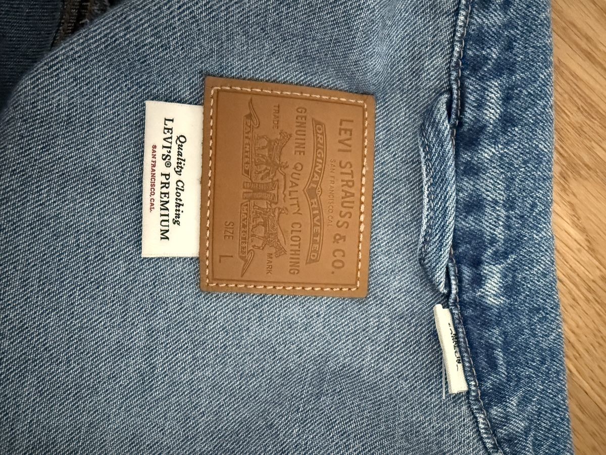 Levi's Giacche: Levis Denim Jeansjacke Oversized – Usato da Basel venduto da fel_l8h9 2