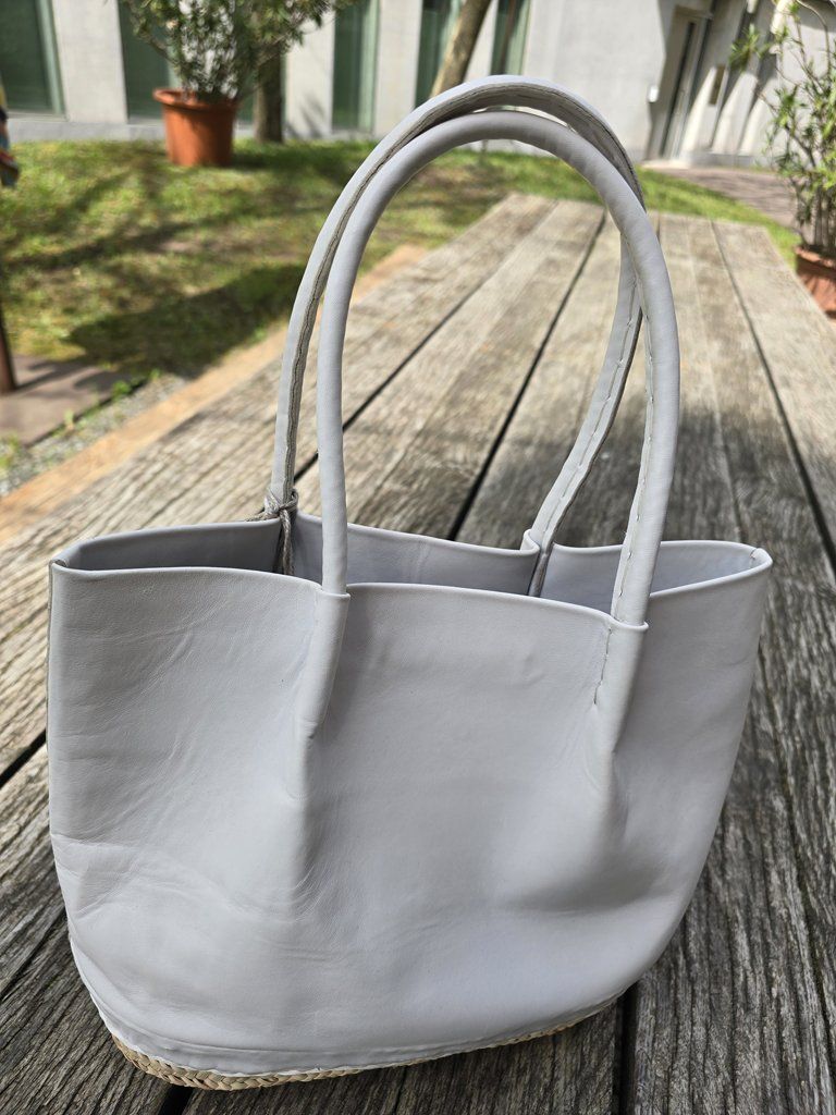 Sacs femmes: Korb: Korbtasche Leder blanc cassé-ANGEBOT – Neuf (Voir description) à Romanshorn par Rachacha 1