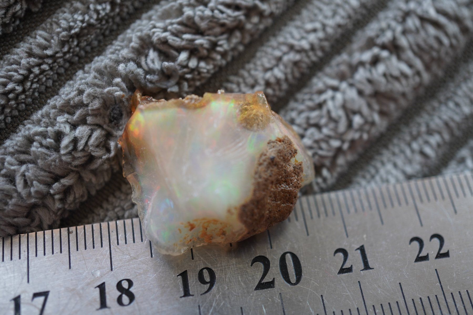 Minerali & Pietre curative: Opal Rohstein  23mm x 25mm    ab  1.-     Räumung – Nuovo e nell'imballaggio originale da Eschenbach SG venduto da topstone 2