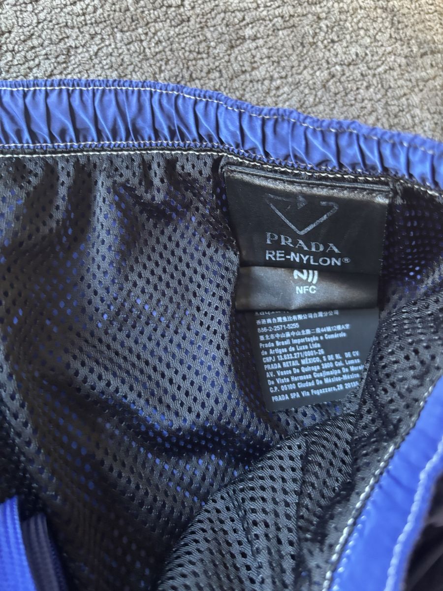 Prada Badehosen: PRADA Re-Nylon Swimshorts – Gebraucht aus Zürich von jdr_n76f 5