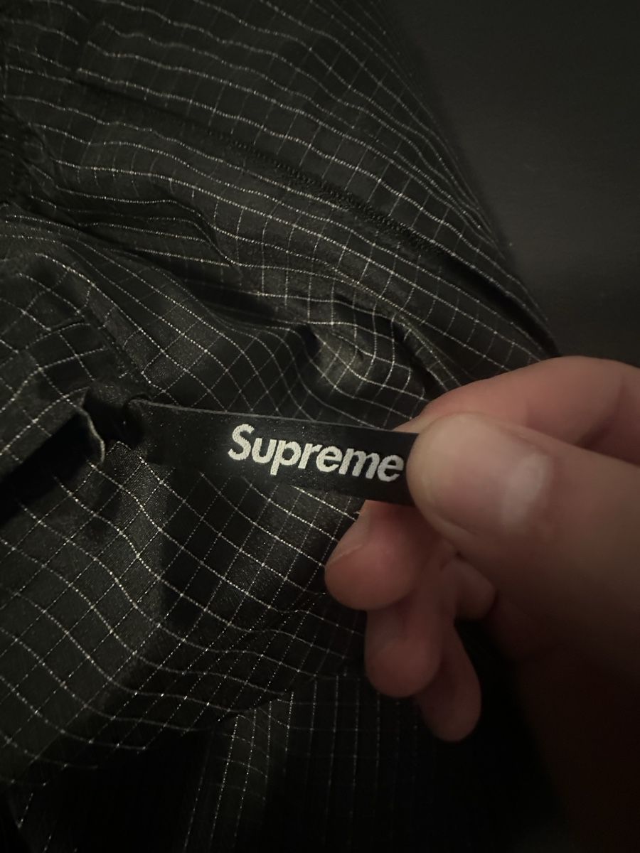 Supreme Hosen: Supreme Reflective Ripstop Trainingshose Schwarz L – Neu (gemäss Beschreibung) aus Triesen von mvaugusta 5