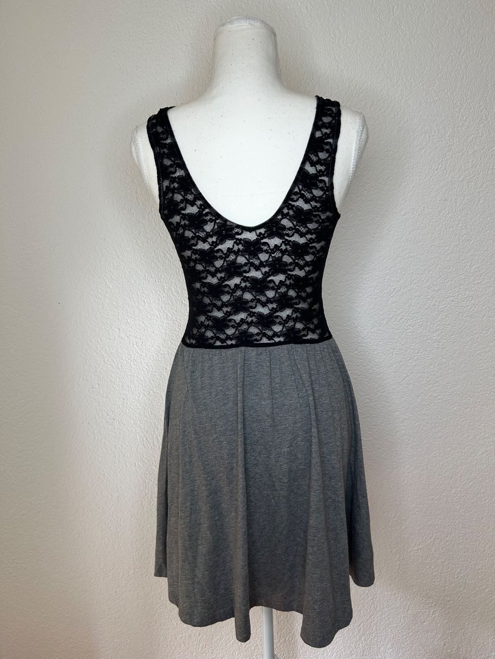 H&M Vestiti: H&M Kleid – Usato da St. Gallen venduto da look-twice 2