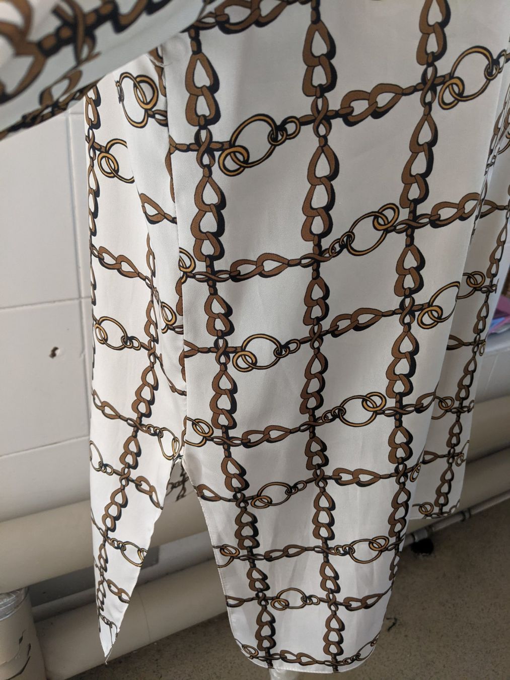 H&M Vestiti: Damen Kleid Gr 42 – Nuovo e nell'imballaggio originale da Langnau am Albis venduto da Judithsebi 4