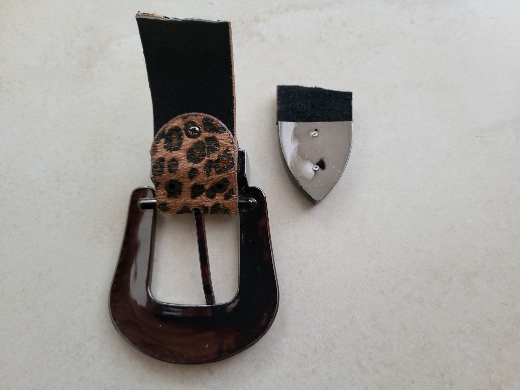 Fibbie per cinture: Gürtelschnalle mit viel Strass  NEU – Nuovo (secondo la descrizione) da Turgi venduto da rut_p556 1