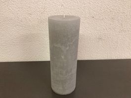 Kerze ca. 8x22 cm, grau gefrostet,950g
