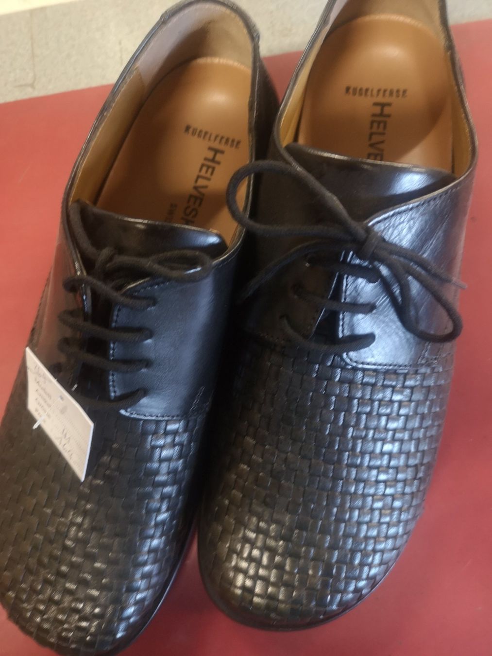 Helvesko Herrenschuhe: Helvesko – Neu und originalverpackt aus Möhlin von Highwaytom 1