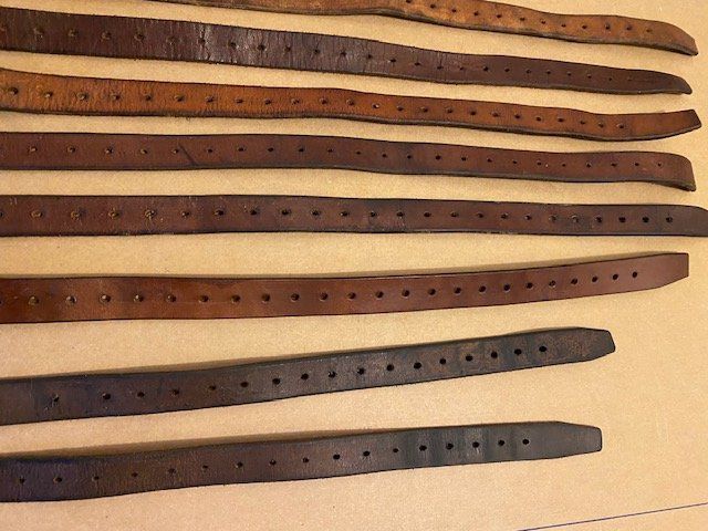 Sonstige Kleidung & Accessoires: 8 X LEDERRIEMEN  CH ARMEE – Gebraucht aus Chur von silbermon 2