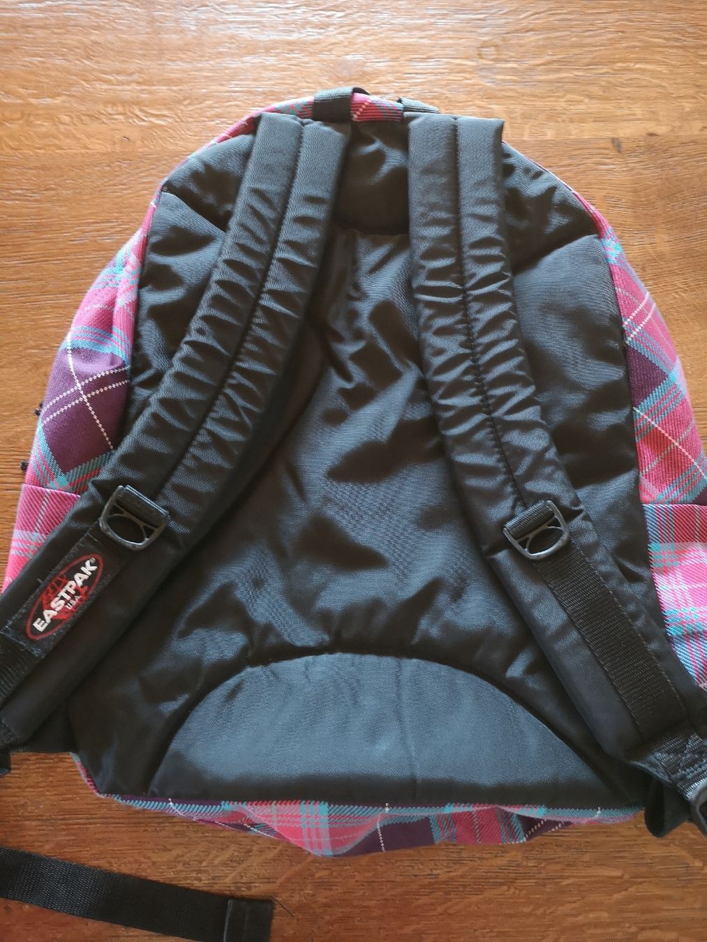 Eastpak Borse & Zaini: Eastpak Schulrucksack – Usato da Vordemwald venduto da Esel04 1