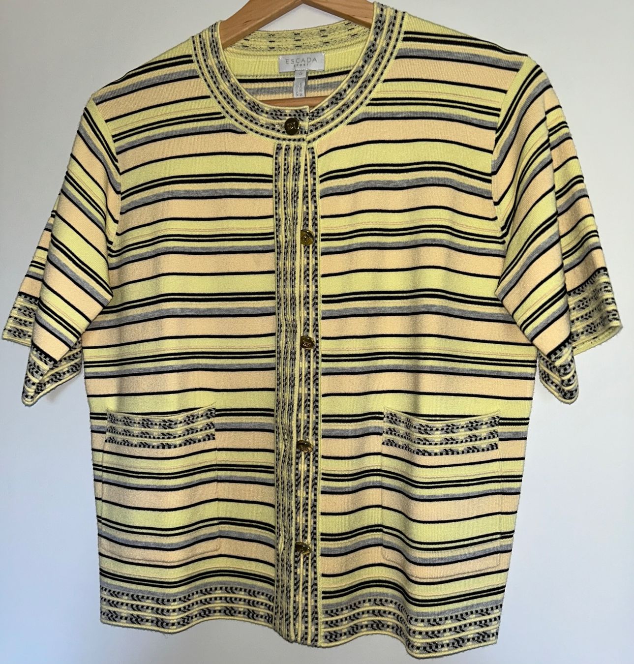 Escada Giacche: Escada-Jacke Gr. S – Usato da Sevelen venduto da Glueckstreffer.62