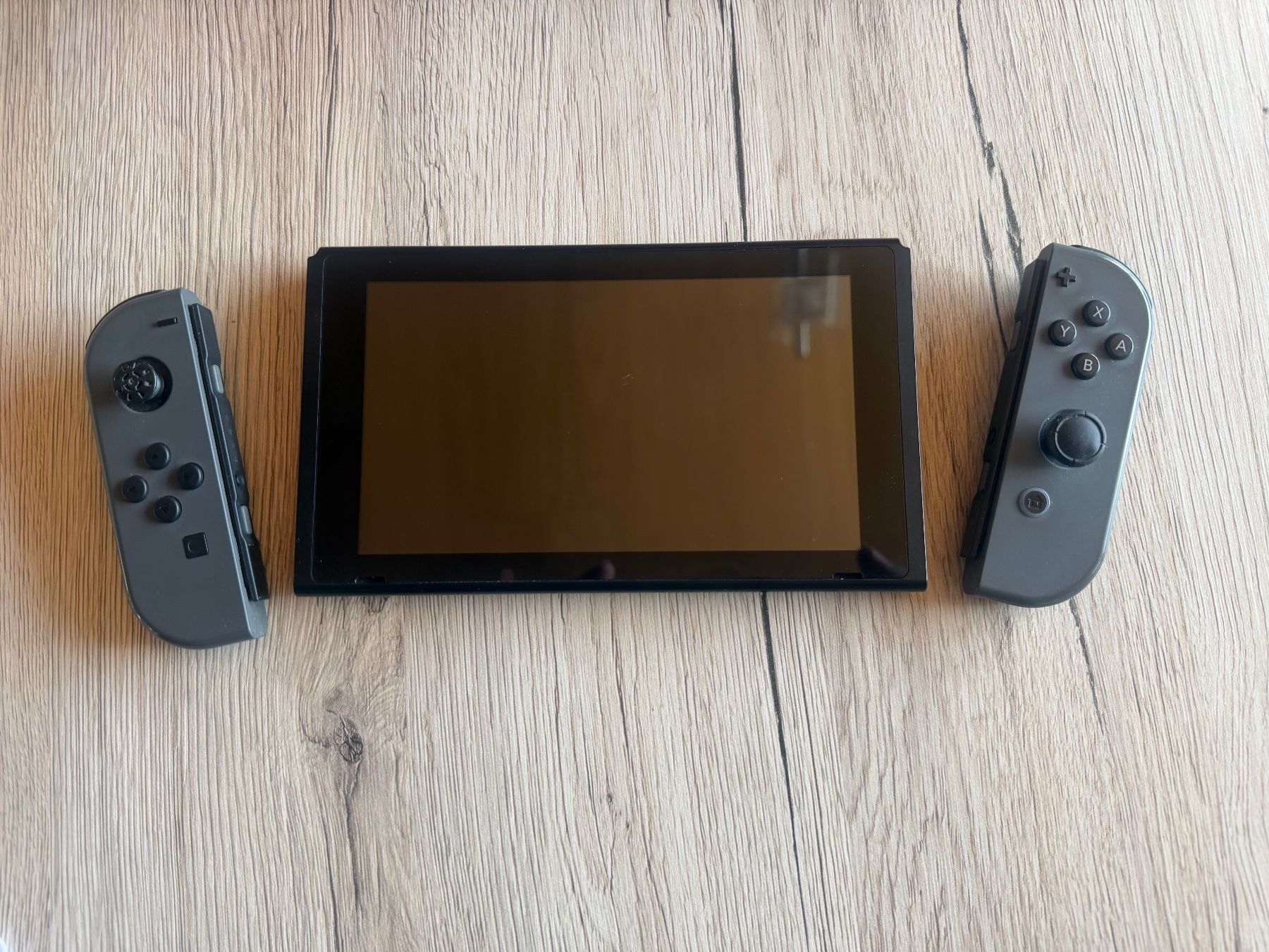 Nintendo Console: À vendre : Switch en bon état, – Usato da Marly venduto da may_j75b 3