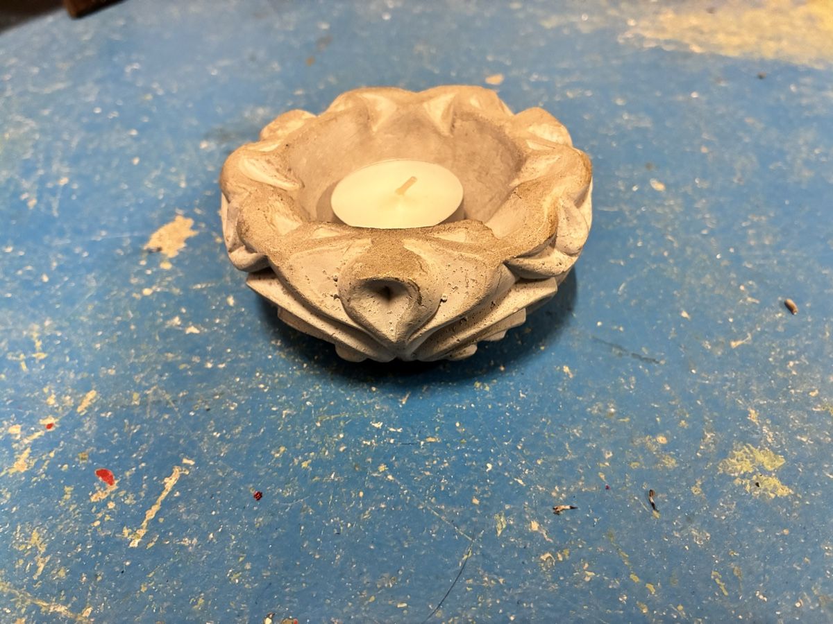Tutte le decorazioni: Beton Teelichthalter Blume  – Usato da Zürich venduto da Spurlos123