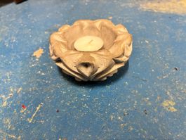 Beton Teelichthalter Blume 