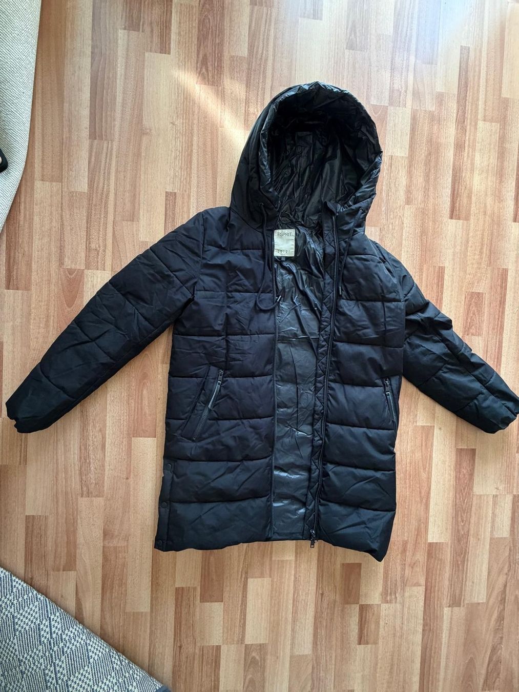 Jacken: Esprit Puffer Jacket Black Like New Condition – Neu (gemäss Beschreibung) aus Wohlen AG von yes_6sjl