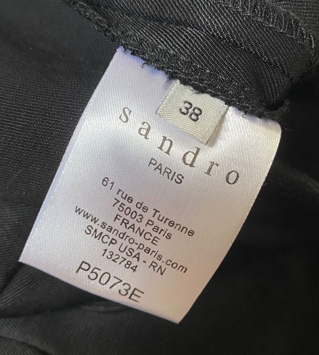 Sandro Hosen: Schwarze Shorts mit Fransen, Marke Sandro, Grösse 38 – Gebraucht aus Winkel von Flyhy2020 4
