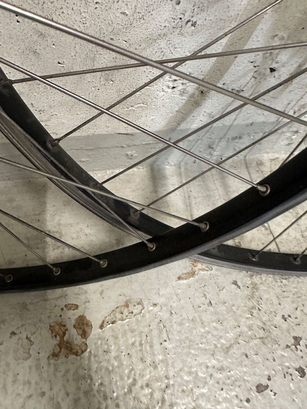 Pezzi di ricambio: VeloFelgen 28 zoll – Usato da Zug venduto da uri_z6fm 6