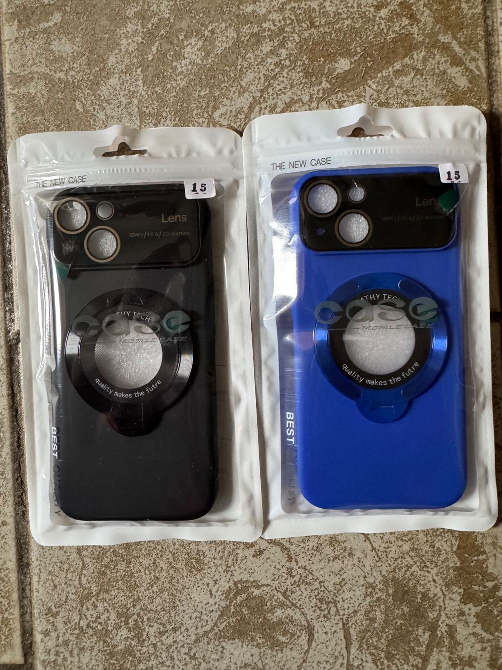 Cover & Protezioni schermo: Etuis pour iPhone 15 – Nuovo e nell'imballaggio originale da marly venduto da karolline01 1