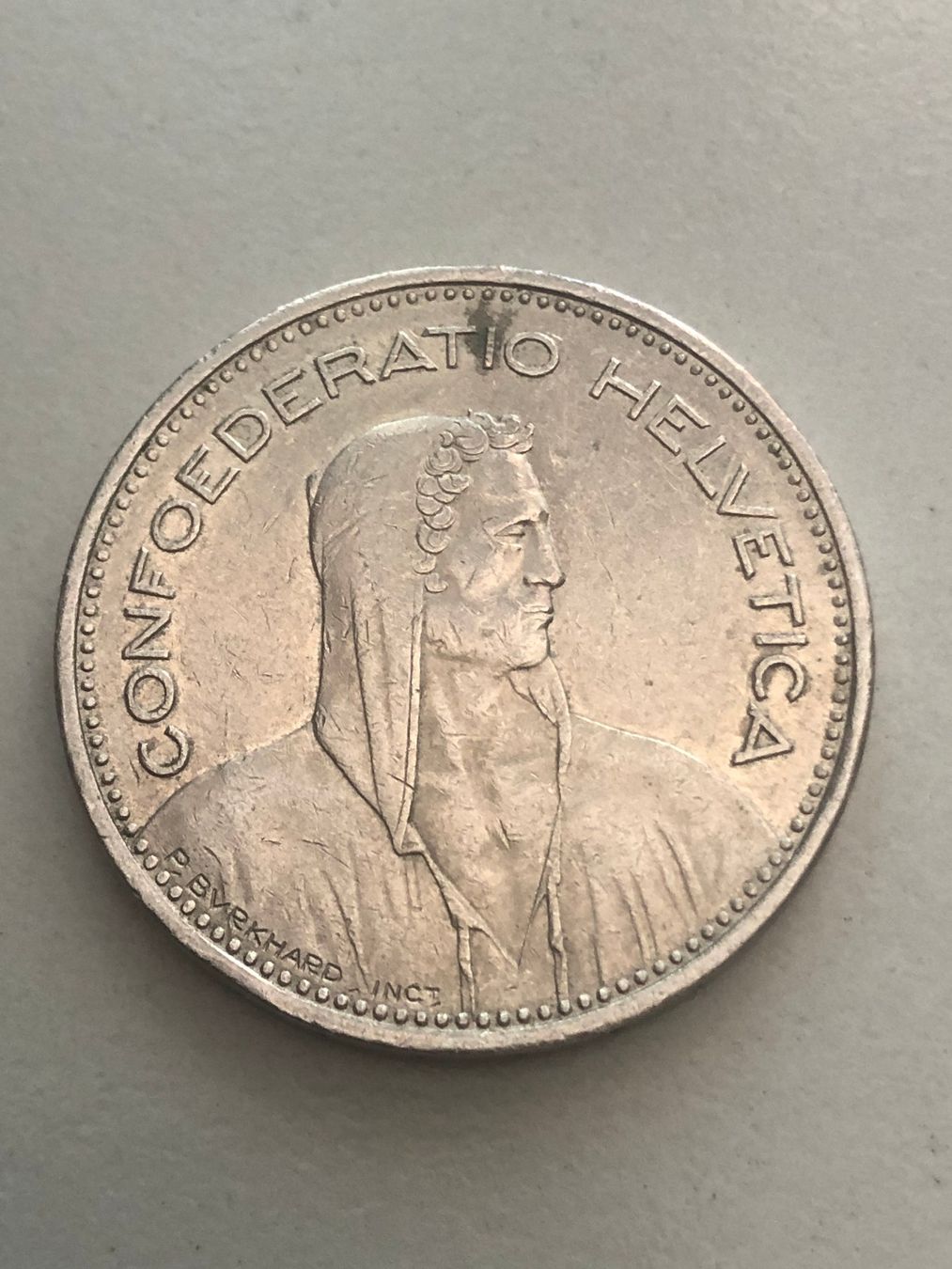 Toutes les monnaies: 5 Fr. 1987 mit vertiefter Randschrift – D'occasion à Schötz par Odpa 1